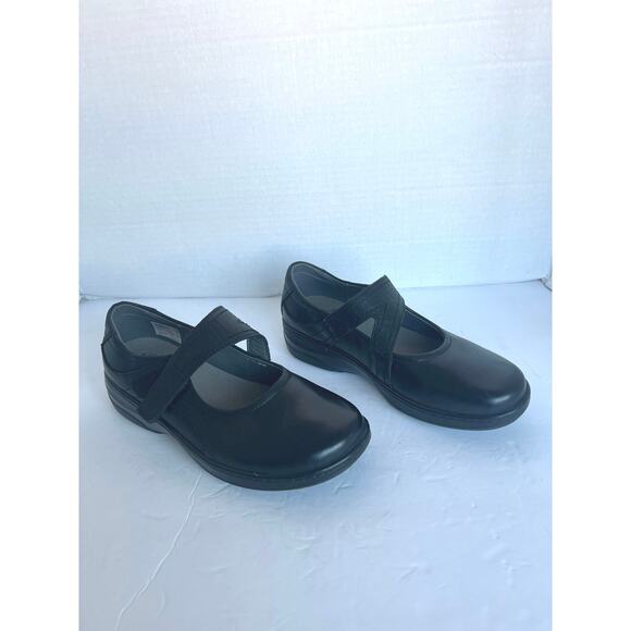 Propet Yara Mary Jane Black Leather Velcro Close Comfort Platform Wedge Shoe 8.5 - Picture 2 of 11